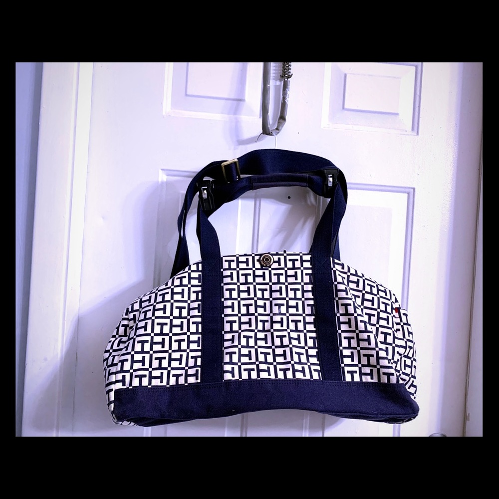 Tommy Hilfiger duffle bag